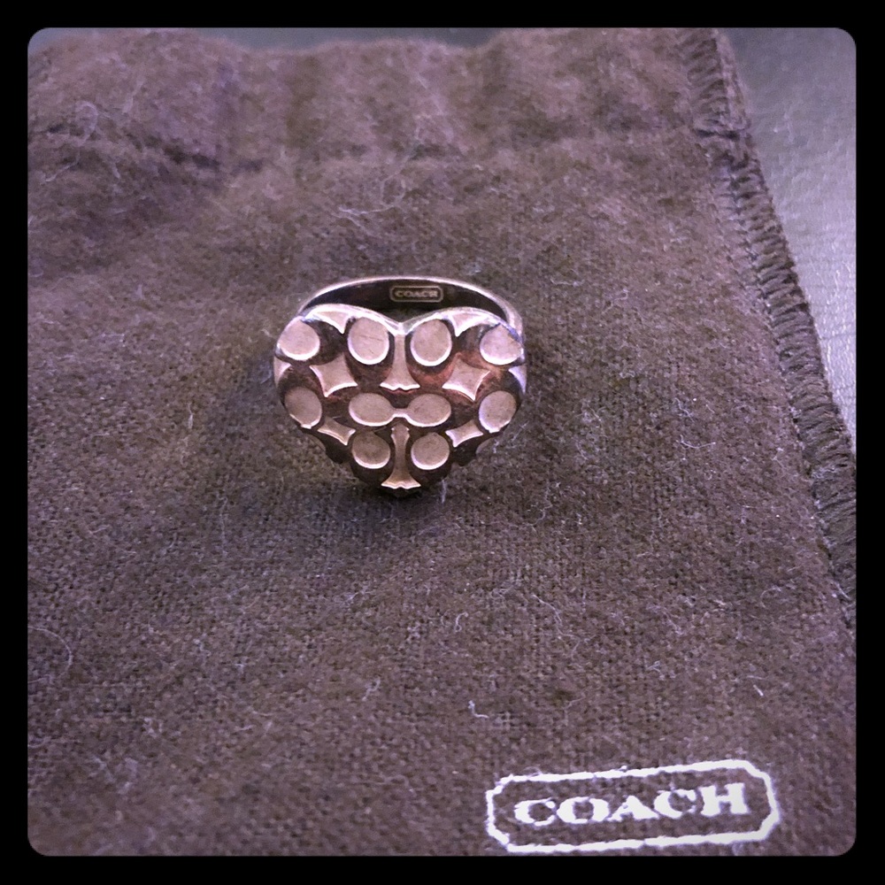 Coach Ring